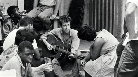 Throwback Thursday: Bob Dylan Sang for Civil Rights in 1963 – The Hollywood Reporter