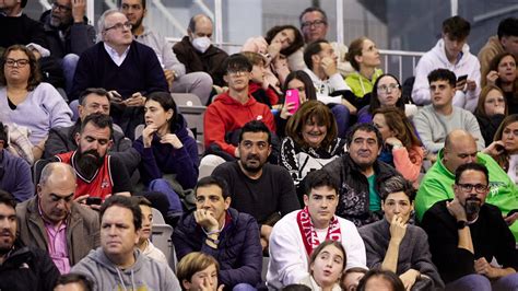 Encuéntrate en la grada durante el Covirán Granada Bilbao Ideal