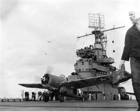 Asisbiz Grumman F4F 4 Wildcat VF 9 Black 9F25 About To Launch CV 4 USS