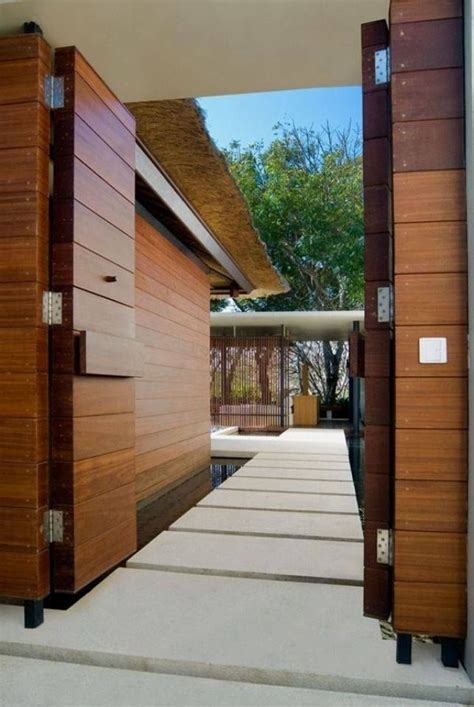 Pin De CASAPIXEL Em Portas De Entrada Arquitetura Moderna Espelhos