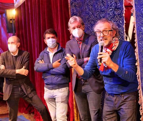 Rimini Al Meni La Magia Del Circo Incontra Lo Spettacolo Del Gusto