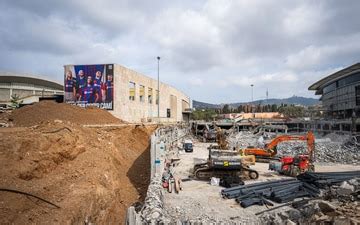 Continúan las obras de remodelación del Camp Nou AS