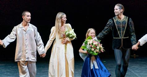 Eleonora Abbagnato Brilla In Giulietta Al Teatro Gesualdo Di Avellino