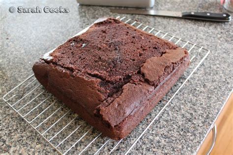 Sarah Cooks: Nigella Lawson's Chocolate Fudge Cake