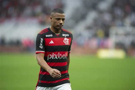 De la Cruz sofre lesão na coxa direita e desfalca o Flamengo nas finais