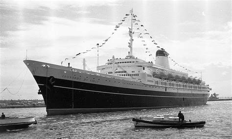 Ocean Superliners Ss Leonardo Da Vinci Was Built In 1960 By Ansaldo