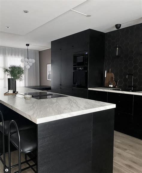 Black Kitchen Cabinets: A Timeless And Bold Choice For Your Kitchen ...