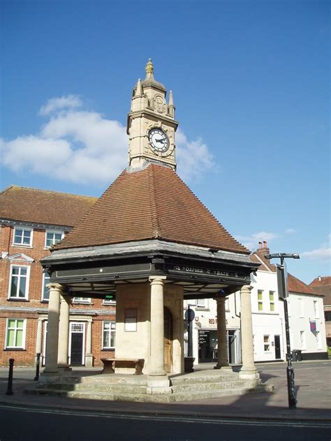 Clock Tower Newbury Chris Andrews Geograph Britain And Ireland