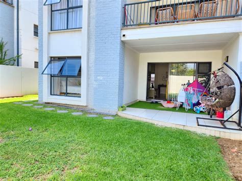 3 Bedroom Apartment Flat For Sale In Bryanston RE MAX Of Southern