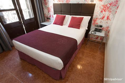 HOTEL LLORET RAMBLAS $86 ($̶9̶6̶) - Updated 2020 Prices & Reviews - Barcelona, Catalonia ...