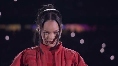 Rihanna Zn W Jest W Ci Y Tak Wygl Da Jej Wyst P Na Super Bowl