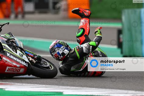 Crash Of Leon Haslam Kawasaki Racing Team Magny Cours Motorsport