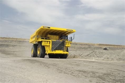 Komatsu 960e 1 Provides The Right Match For Mining Story Id 11817