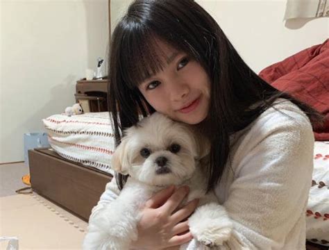 【顔画像35枚】早乙女ゆみのが超かわいい！私服・メイド服・ペットの愛犬も徹底チェック！ Hot Topics