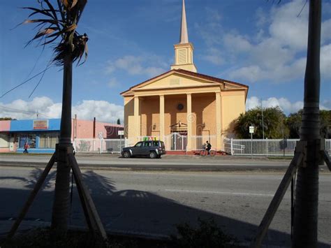 Iglesia Episcopal De Todos Los Santos Miami Fl Usa Imagen De Archivo