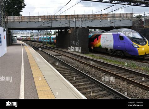 Lichfield Trent Valley Fotos Und Bildmaterial In Hoher Aufl Sung Alamy