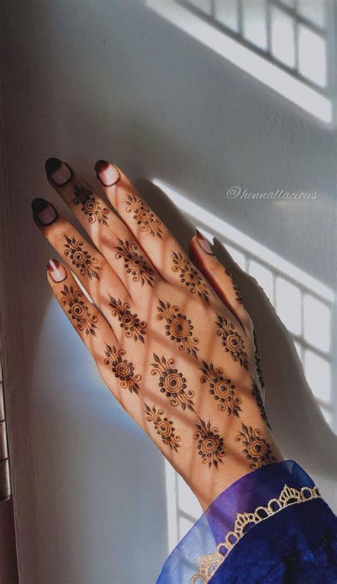 Minimal Henna Designs Upside Down Flower Henna Design I Take You