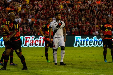 De Volta S Rie A Do Brasileir O Vasco Anuncia Sa Da De Cinco