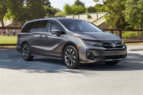 2025 Honda Odyssey Consumer Reviews - 28 Car Reviews | Edmunds