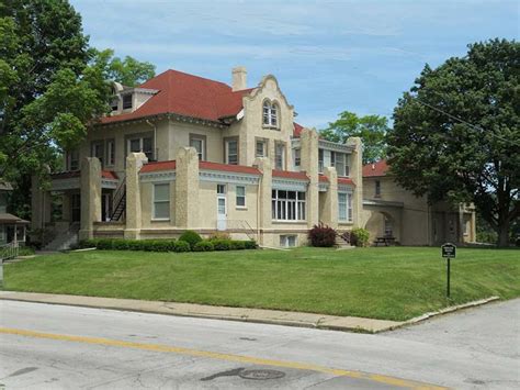 Exploring The Rich History Of American Craftsman Architecture