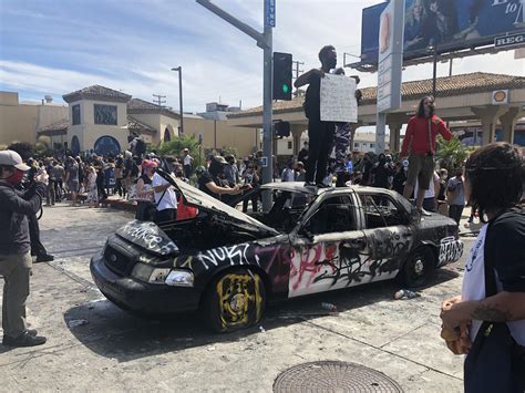 Beverly Blvd at Fairfax this afternoon : r/LosAngeles
