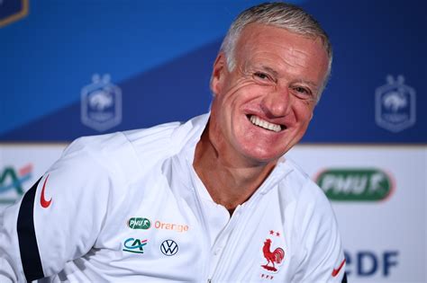 Quipe De France Qui Dans La Liste De Deschamps Pour La Ligue Des