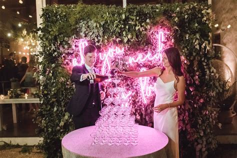 20 Ways To Use Neon Signs To Light Up Your Wedding Martha Stewart Weddings