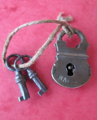 Cadenas Ancien En Fer Et Laiton Vintage Padlock Antique Price