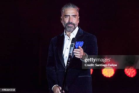 34 Alejandro Fernandez Confidencias World Tour New York New York Stock