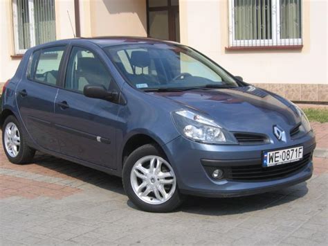 Renault Clio III Silniki Dane Testy AutoCentrum Pl