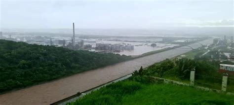 Mayor refutes IFP's claims that govt cannot be trusted with KZN flood ...