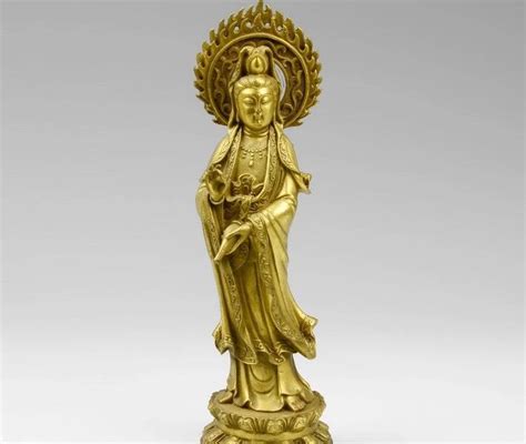 Tibet Buddhism Pure Brass Copper Vase Kwan Yin Guanyin Bodhisattva