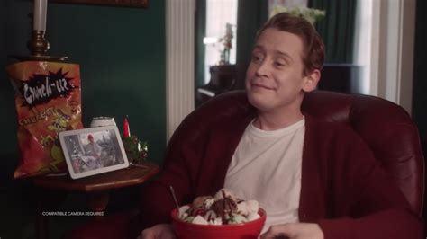 Watch Macaulay Culkin Reenact Classic 'Home Alone' Scenes