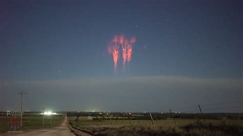 Interview: Photographer Chases Down Elusive Red Sprites