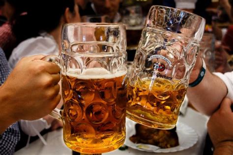 Schwer Zu Schlucken So Viel Kosten Bier Und Wasser Auf Dem Oktoberfest