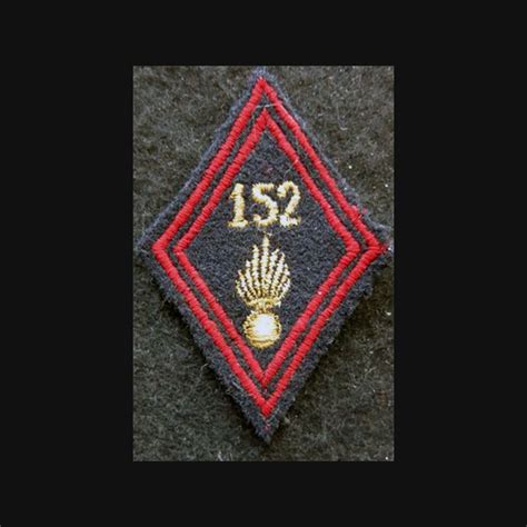 LOSANGE DE BRAS M 45 sous officiers 152 régiment d infanterie