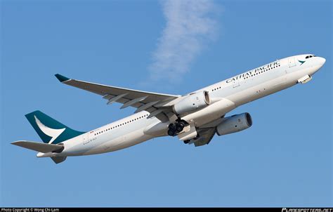 B Hlp Cathay Pacific Airbus A Photo By Wong Chi Lam Id