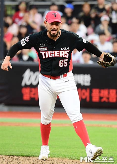 ‘kkkkkkkkkk61이닝 1실점 산체스 Kbo 성공 데뷔and나성범 125m 투런포 Kia Kt 꺾고 5연승and스윕