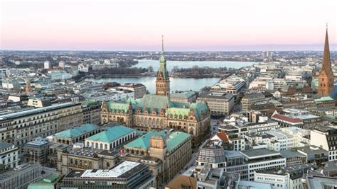 Hamburger Hafen Sanierung Von Kaimauern Wird Teuer Ndr De