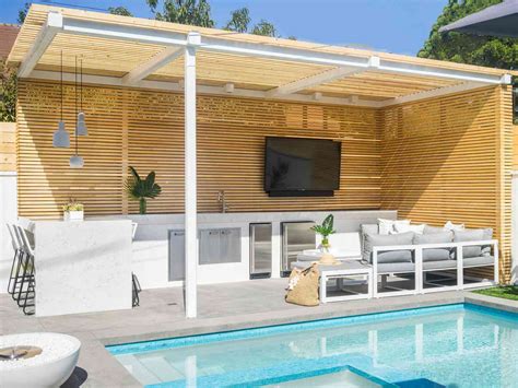 12 Pergola Roof Ideas That Work in Every Outdoor Space