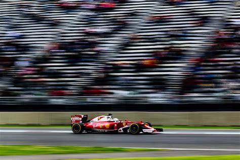 Lewis Hamilton Wins The Mexican Gp Comfortably To Keep Title Fight