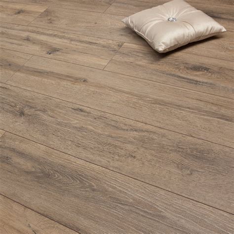 Antique Oak Laminate Flooring 12mm Clsa Flooring Guide