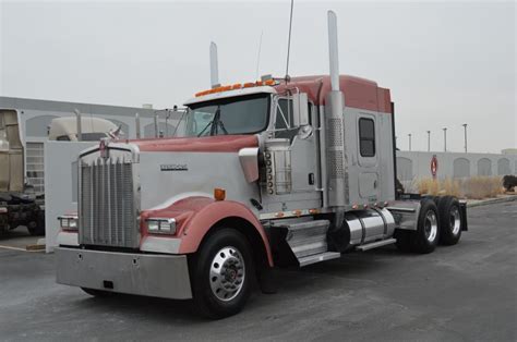 New And Used Semi Trucks For Sale Kenworth Sales Company Freightliner