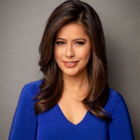 Marybel G Bilingual Reporter Wbbm Cbs Chicago Linkedin