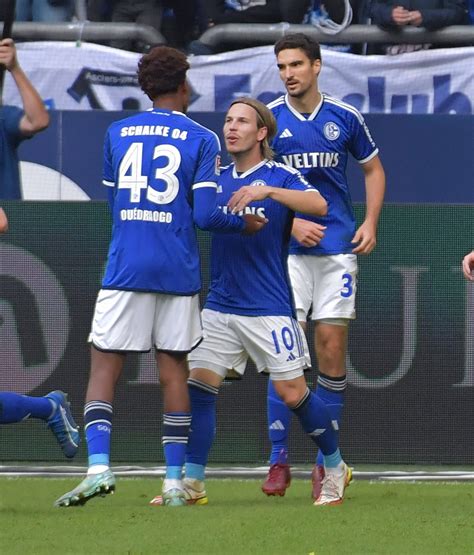 Fc Schalke Irre Vertragsdetails Enth Llt S Entscheidung Steht