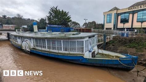 Disposal Of Compton Castle Paddle Steamer May Cost K