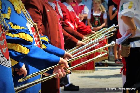 Hessentag In Fritzlar Gruppen Aus Dem Landkreis Fulda F R Festumzug