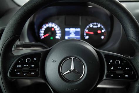 Novo Mercedes Sprinter Street Cdi Estreia Motor Mais Forte E Eficiente