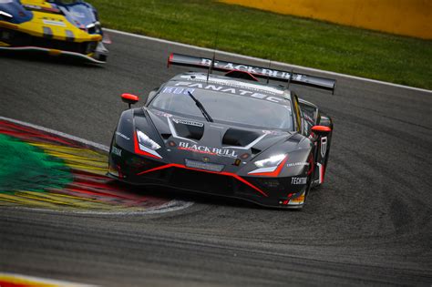 Gt World Challenge Europe Barwell Motorsport Mit Fahrerduo Gt Place