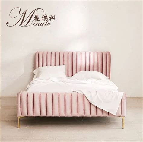 Beautiful Pink Color Queen Size Princess Bed With Gold Metal Frame ...